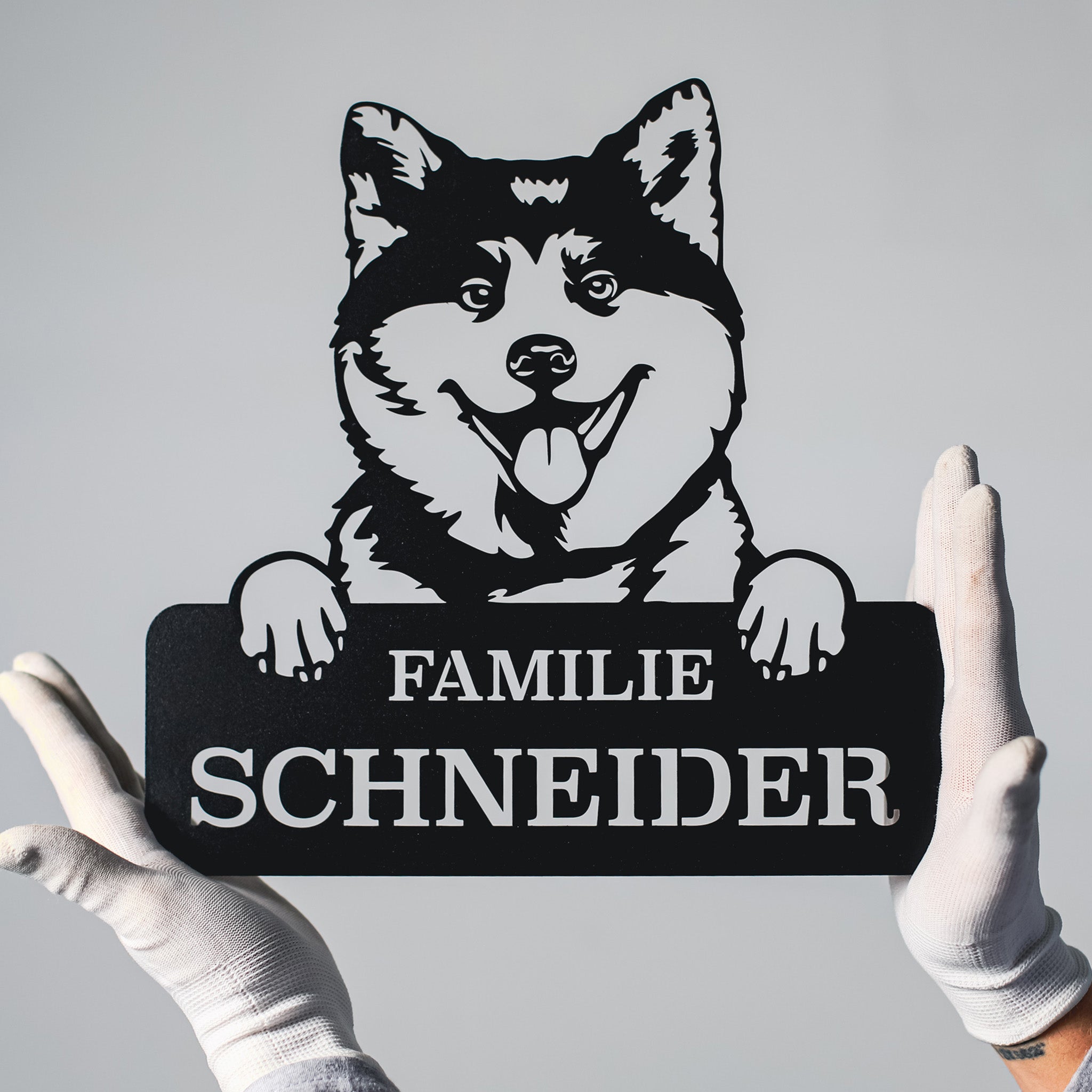 Hund mit Pfoten