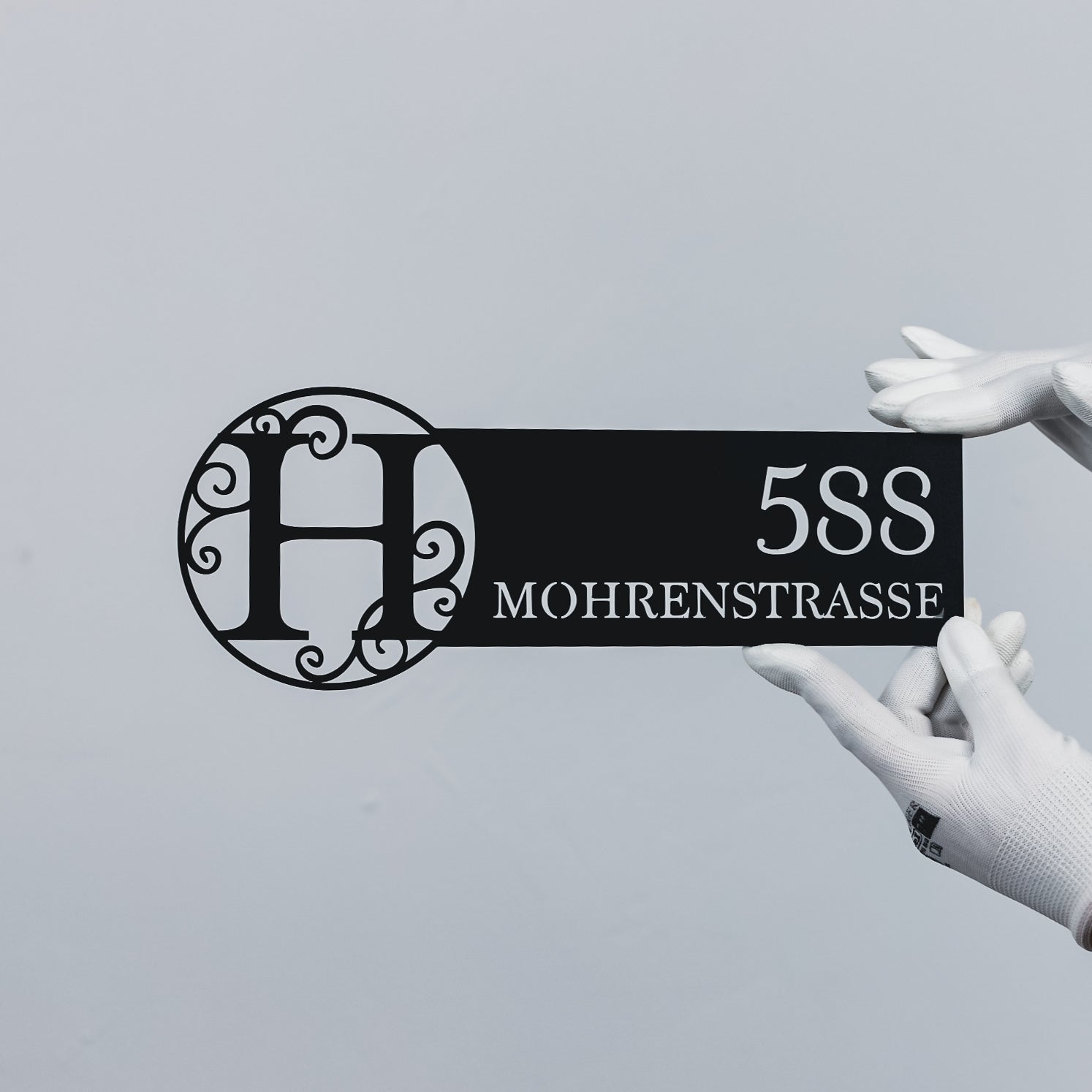 Monogramm Straßenschild