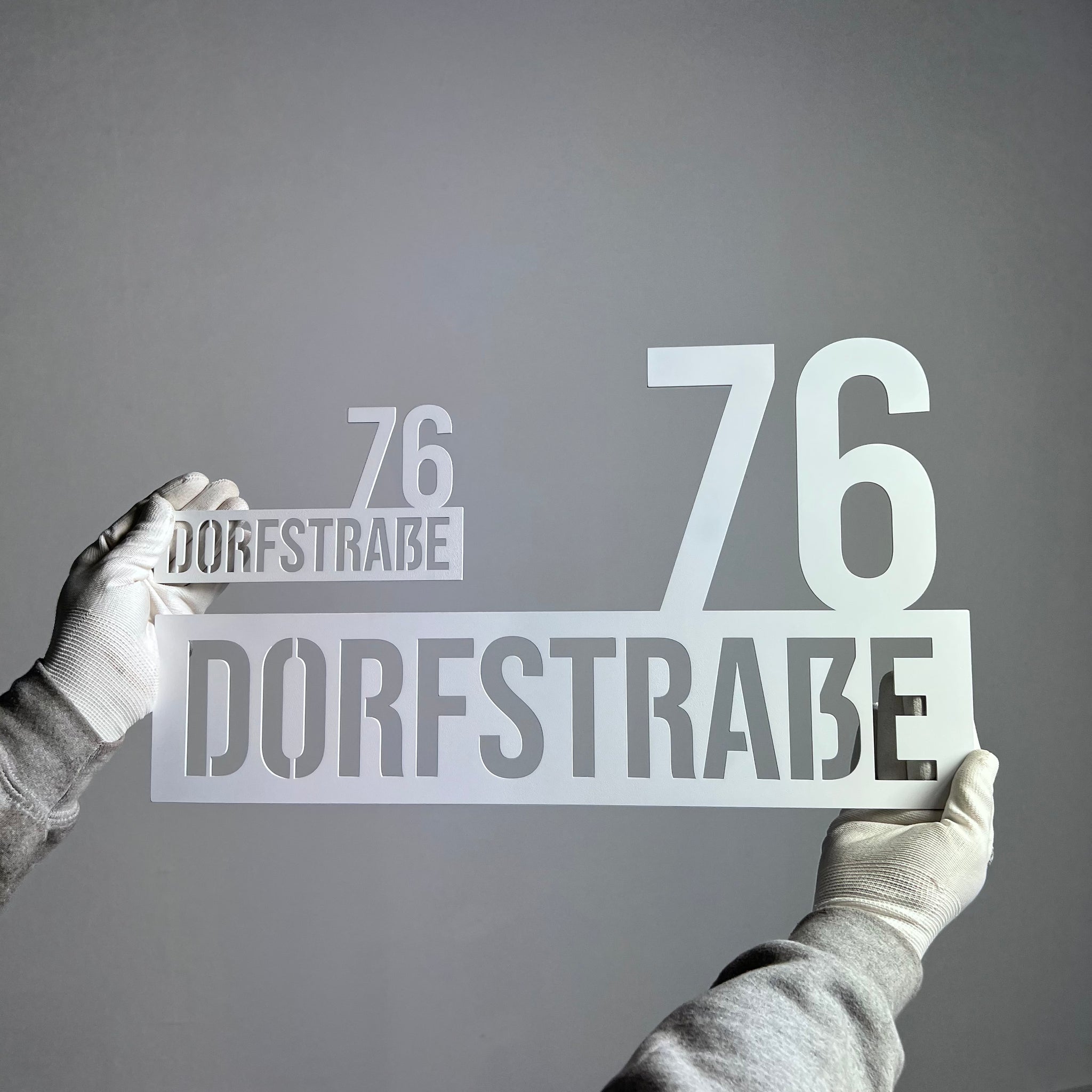 Straße mit Nummer
