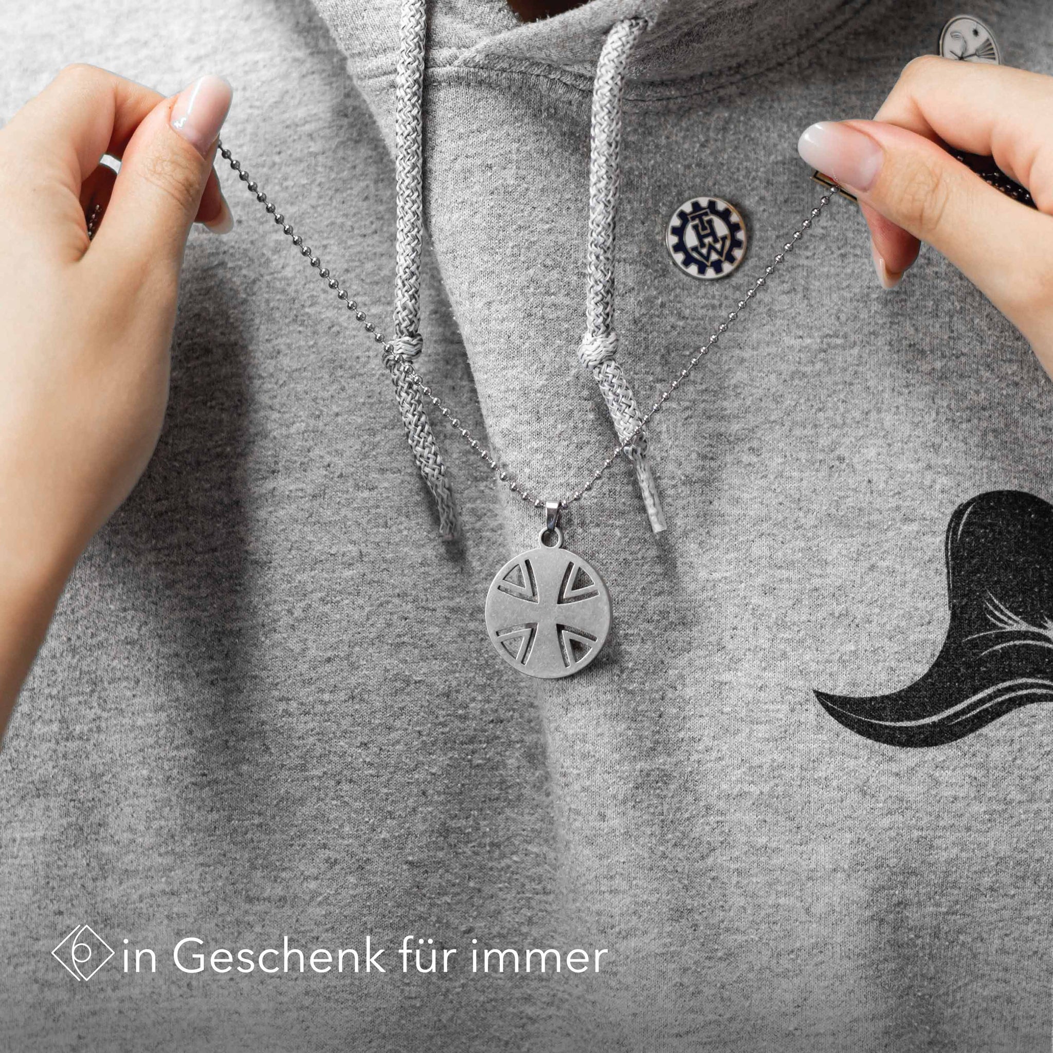 Eisernes Kreuz Halskette mit Rundem Anhänger